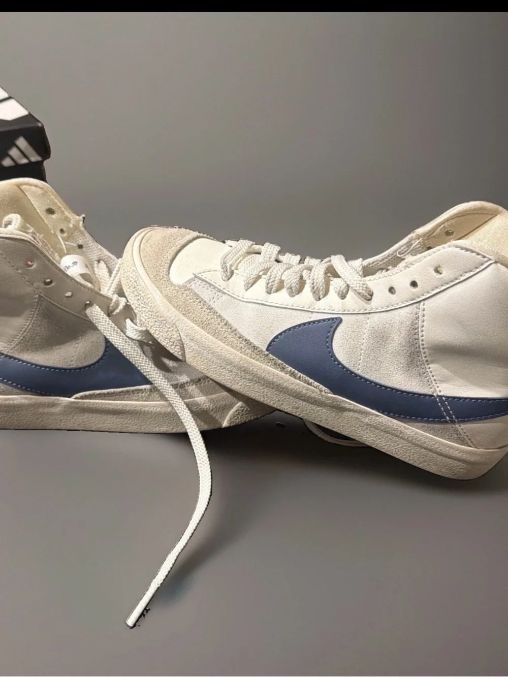 Nike Youth High-Top Sneakers in Cream with Blue Swoosh